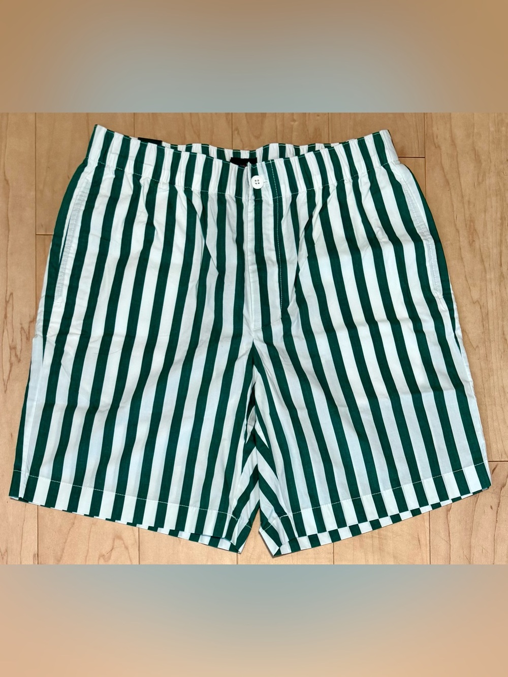 NWT J. Crew Relaxed Cotton Poplin 8” Shorts Green Striped Elastic Waist Men’s M